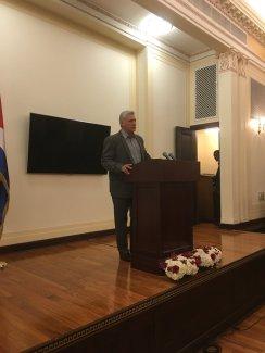 Díaz Canel a emigrados cubanos en EE.UU.: “Contamos con ustedes. Somos Cuba”
