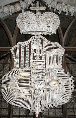 Arquitectura de los muertos: las capillas de los huesos portuguesas