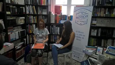 Café Virginia McKenzie Librería 