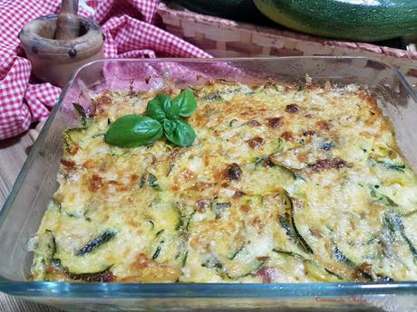 Pastel de calabacín con beicon y requesón