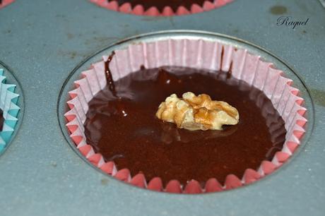 Magdalenas con chocolate y nueces Magdalenas con chocolate y nueces