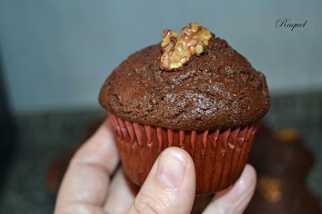 Magdalenas con chocolate y nueces Magdalenas con chocolate y nueces