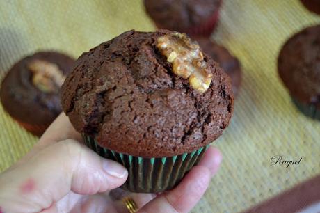 Magdalenas con chocolate y nueces Magdalenas con chocolate y nueces