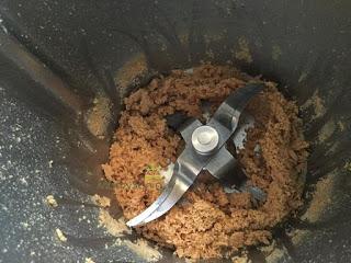 CREMA DE CACAO Y AVELLANAS SIN AZÚCAR EN THERMOMIX Y TRADICIONAL CREMA DE CACAO Y AVELLANAS SIN AZÚCAR EN THERMOMIX Y TRADICIONAL