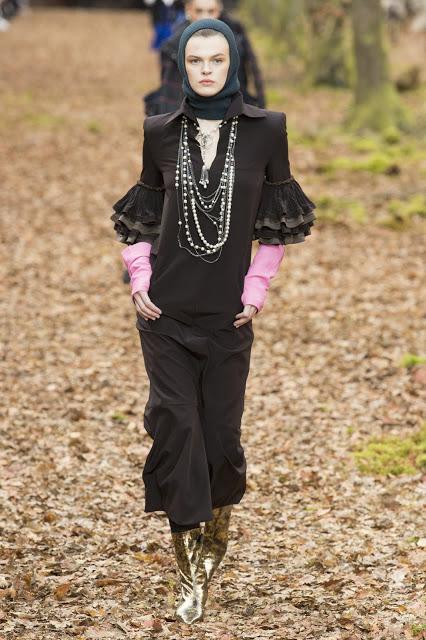 MODA, TENDENCIAS OTOÑO INVIERNO 2018- 2019 ( PRIMERA PARTE) MODA, TENDENCIAS OTOÑO INVIERNO 2018- 2019 ( PRIMERA PARTE)