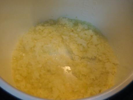 Manitas de cerdo en salsa de almendras olla GM