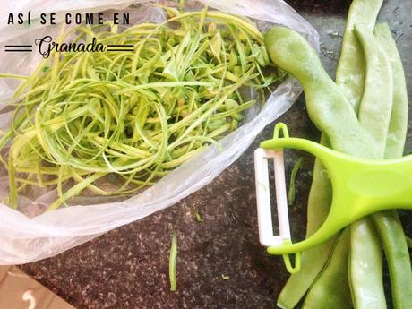 Tallarines de judias verdes con buñuelos de langostinos