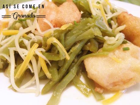 Tallarines de judias verdes con buñuelos de langostinos