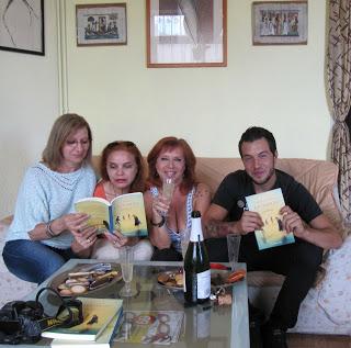 8º aniversario de la publicación de mi primera novela: Nunca fuimos a Katmandú 8º aniversario de la publicación de mi primera novela: Nunca fuimos a Katmandú