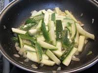 Espaguetis con calabacín Espaguetis con calabacín