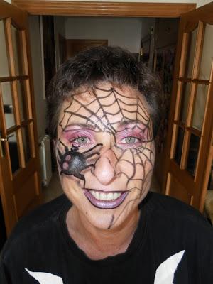 disfraz, disfraz casero, disfraz araña, disfraz halloween, halloween, maquillaje, maquillaje halloween, maquillaje araña, 