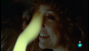 ¿soprendidos Porque Verónica Castro Fumase Marihuana En “la Casa De Las Flores” (Netflix)? ¡en Los 80 Interpretó A Una Drogadicta!