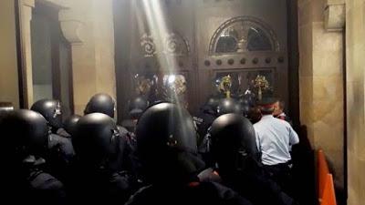 Tensión en Barcelona, entre independentistas y policías.