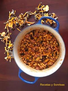 GARBANZOS CON CAMAGROCS Y BUTIFARRA GARBANZOS CON CAMAGROCS Y BUTIFARRA