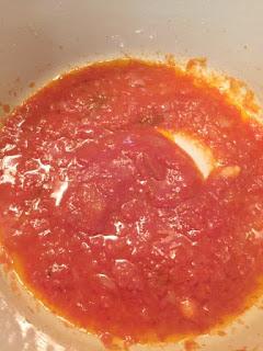 GARBANZOS CON CAMAGROCS Y BUTIFARRA GARBANZOS CON CAMAGROCS Y BUTIFARRA