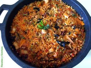 GARBANZOS CON CAMAGROCS Y BUTIFARRA GARBANZOS CON CAMAGROCS Y BUTIFARRA