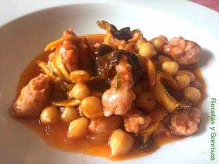 GARBANZOS CON CAMAGROCS Y BUTIFARRA GARBANZOS CON CAMAGROCS Y BUTIFARRA