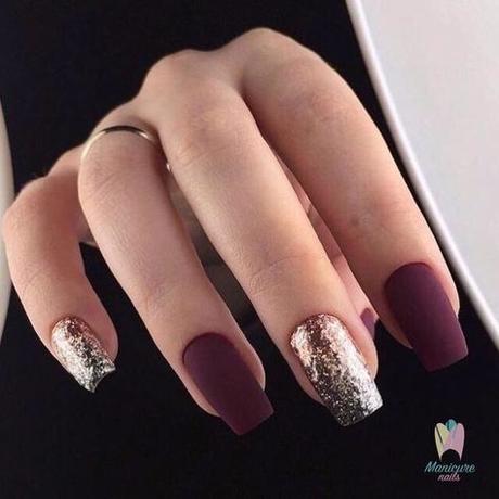 Uñas Plata Y Rojas (12)