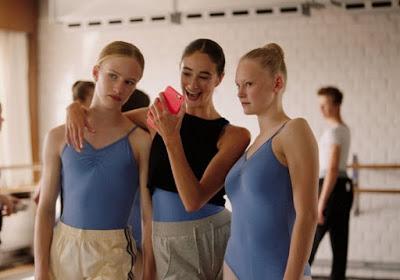 Girl, Luchando por la propia identidad Girl, Luchando por la propia identidad