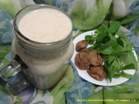 SMOOTHIE AUX FIGUES SÈCHES ET À LA MENTHE / DRIED FIGS AND MINT SMOOTHIE / BATIDO DE HIGOS SECOS Y MENTA / عصير التين المجفف و النعناع