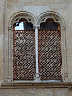 Imagen del mes: Ventanas geminadas del casco histórico de Cáceres