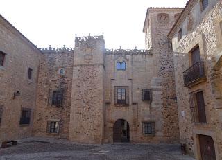 Imagen del mes: Ventanas geminadas del casco histórico de Cáceres