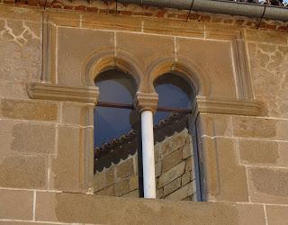 Imagen del mes: Ventanas geminadas del casco histórico de Cáceres