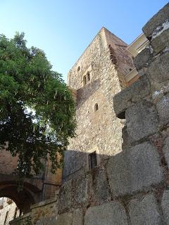 Imagen del mes: Ventanas geminadas del casco histórico de Cáceres