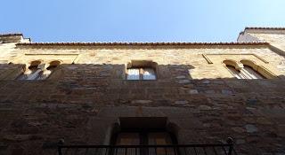 Imagen del mes: Ventanas geminadas del casco histórico de Cáceres