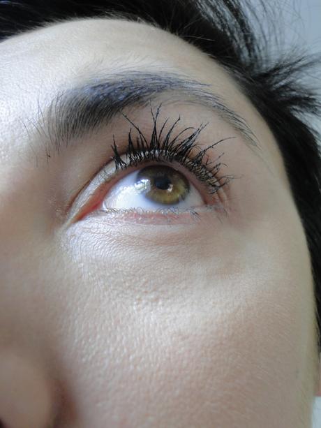 Total Temptation de Maybelline, volumen tentador.