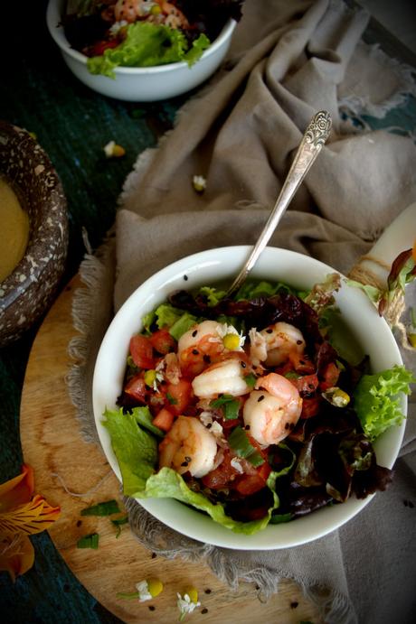 Ensalada de langostinos con virutas de jamón - Descubriendo a Susi Díaz Ensalada de langostinos con virutas de jamón - Descubriendo a Susi Díaz