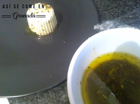 Ensalada de germinados y queso fresco Ensalada de germinados y queso fresco