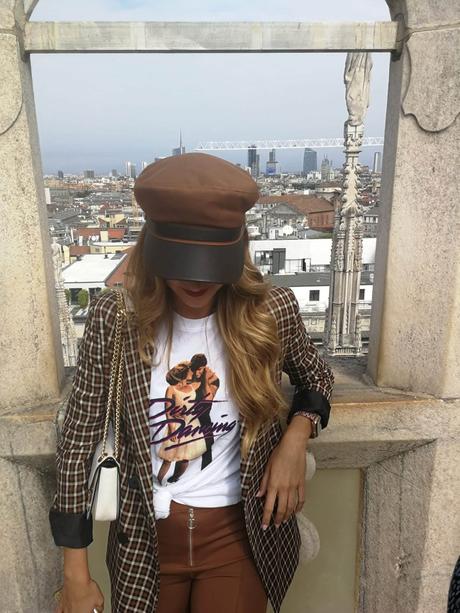 Estrenando la tendencia biker por Milan