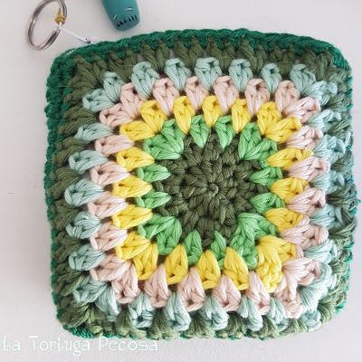 GRANNY SQUARE POCKET GRANNY SQUARE POCKET