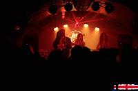 Jump to the moon en El Perro de la parte de atrás del coche