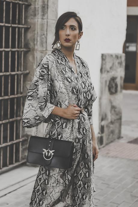 SNAKE PRINT MIDI DRESS + HOW TO WEAR: ANIMAL PRINT SNAKE PRINT MIDI DRESS + HOW TO WEAR: ANIMAL PRINT