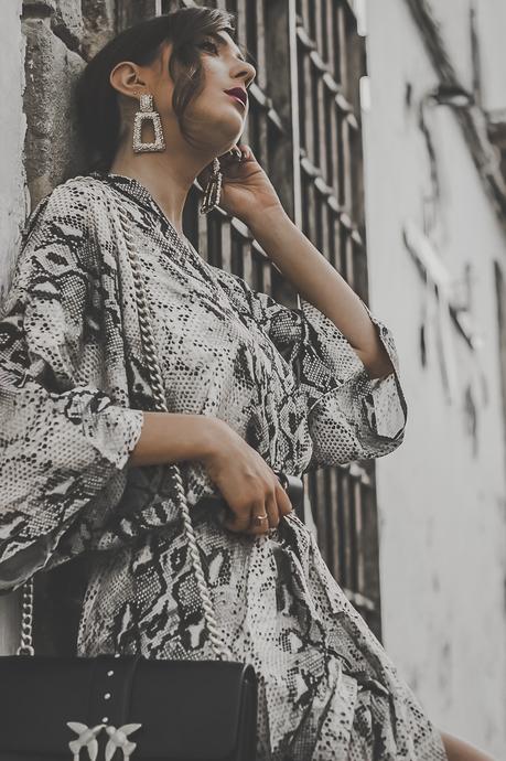 SNAKE PRINT MIDI DRESS + HOW TO WEAR: ANIMAL PRINT pinko bag