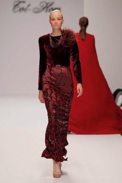 Elegancia invernal es lo que desprende la colección de Alta Costura Fall/Winter 18 de la firma Tot-hom Elegancia invernal es lo que desprende la colección de Alta Costura Fall/Winter 18 de la firma Tot-hom