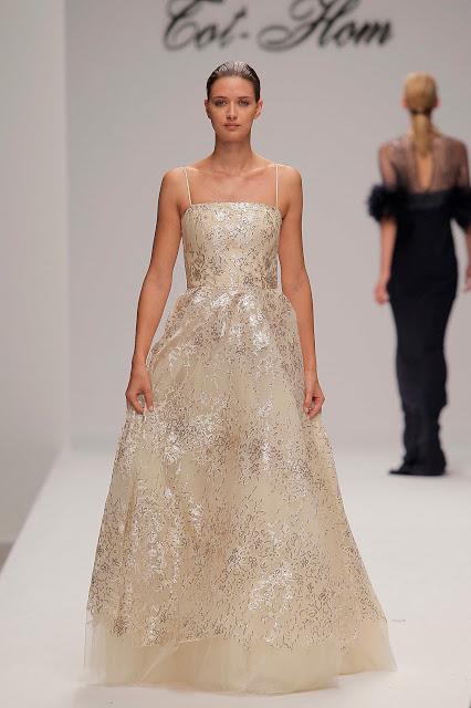 Elegancia invernal es lo que desprende la colección de Alta Costura Fall/Winter 18 de la firma Tot-hom Elegancia invernal es lo que desprende la colección de Alta Costura Fall/Winter 18 de la firma Tot-hom