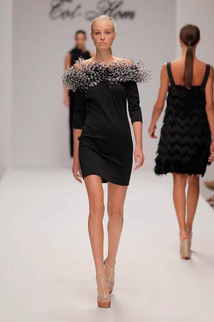 Elegancia invernal es lo que desprende la colección de Alta Costura Fall/Winter 18 de la firma Tot-hom Elegancia invernal es lo que desprende la colección de Alta Costura Fall/Winter 18 de la firma Tot-hom