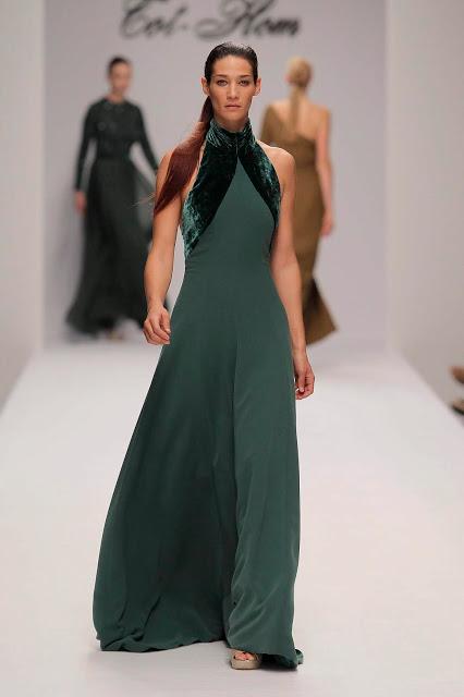 Elegancia invernal es lo que desprende la colección de Alta Costura Fall/Winter 18 de la firma Tot-hom Elegancia invernal es lo que desprende la colección de Alta Costura Fall/Winter 18 de la firma Tot-hom