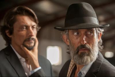 Gigantes, Negocios de familia Gigantes, Negocios de familia