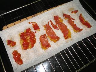 ENSALADA DE TOMATE Y JAMÓN CRUJIENTE