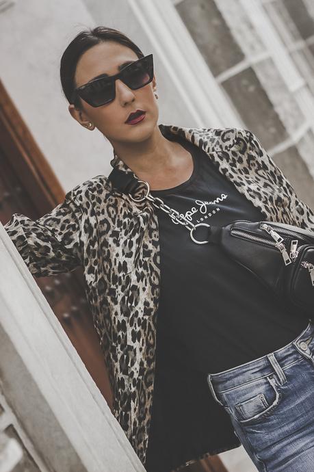 LEOPARD BLAZER
