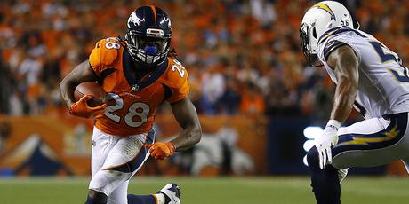 Jamaal Charles firma con los Jaguars