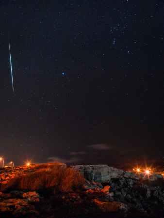 El cometa Halley nos visita en forma de decenas de estrellas fugaces: Las Oriónidas El cometa Halley nos visita en forma de decenas de estrellas fugaces: Las Oriónidas