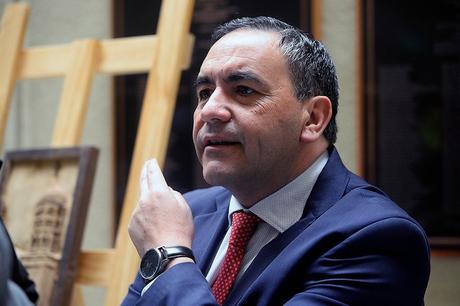 Diputado Fidel Espinoza criticó duramente al municipio de Puerto Octay