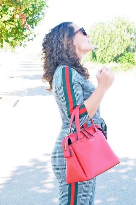 Mono tartán raya lateral