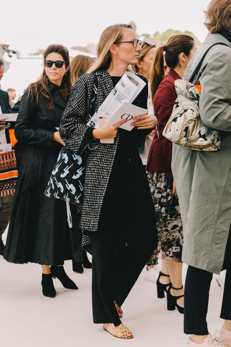 Paris Fashion Week September 2018 Street Style by Collage Vintage