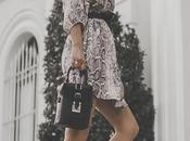 Trend alert: vestido estampado serpiente botas cowboy